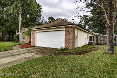 1823 Broadhaven Drive, House other with 4 bedrooms, 2 bathrooms and null parking in Middleburg FL | Image 2