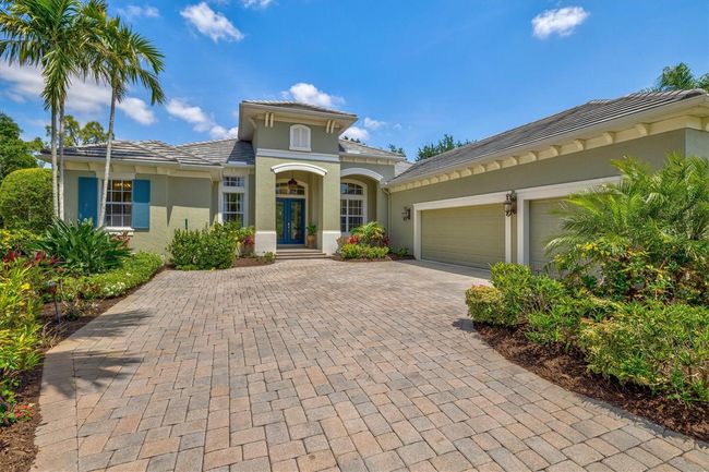 12311 Newcastle Pl, House other with 4 bedrooms, 3 bathrooms and null parking in LAKEWOOD RANCH FL | Image 4