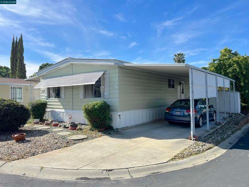 201 Queens Way, Pittsburg, CA, 94565-5429 | Card Image