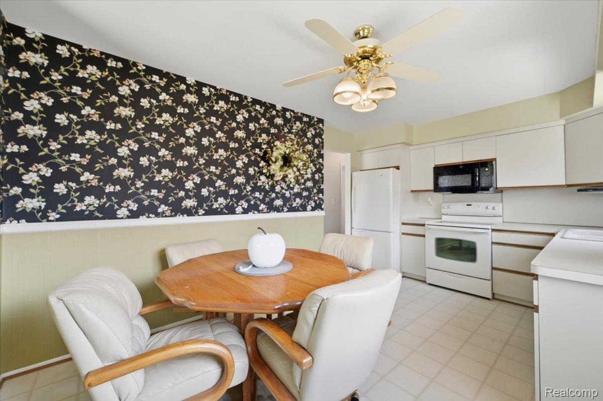 Residential in Dearborn Heights 4