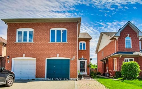 60 Pressed Brick Dr, Brampton, ON, L6V4K3 | Card Image