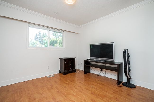 12155 Gee Street, House other with 4 bedrooms, 2 bathrooms and 2 parking in Maple Ridge BC | Image 24