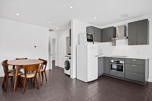 apt-205-1200 Enfield Rd, Austin, TX, 78703-4060 | Card Image