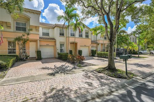 16250 Sw 47th Mnr, Miramar, FL, 33027-6300 | Card Image