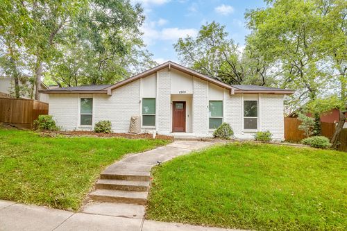2909 Clover Valley Dr, Garland, TX, 75043-6035 | Card Image