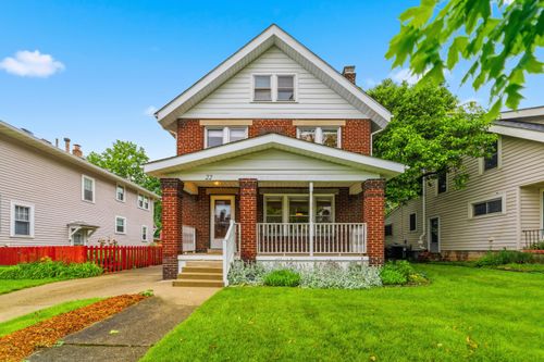 22 E Como Avenue, Columbus, OH, 43202 | Card Image