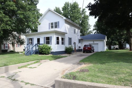 207 E North St, Walnut, IL, 61376-9505 | Card Image