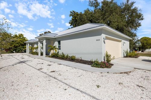 3525 Mcintosh Rd, SARASOTA, FL, 34232-4958 | Card Image