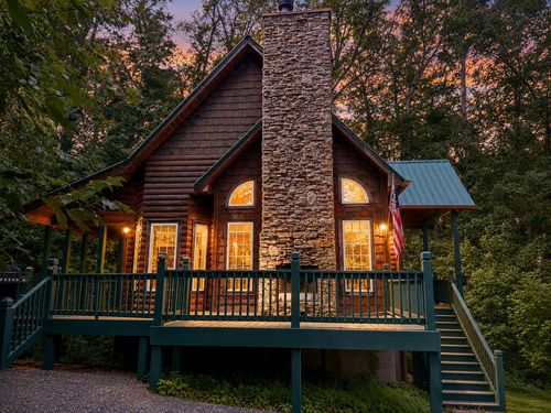 157 Frontier Dr, Hayesville, NC, 28904-1359 | Card Image