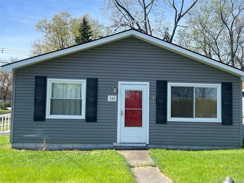 138 Lakeside St, Pontiac, MI, 48340-2526 | Card Image