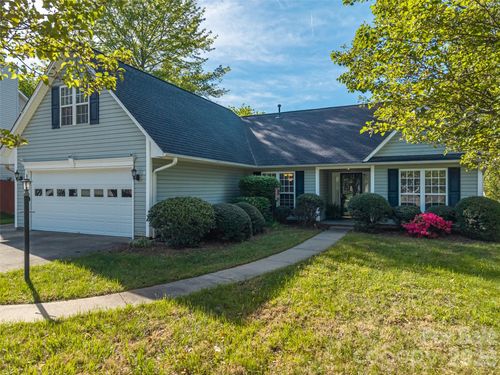 171 Rolling Meadow Rd, Fletcher, NC, 28732-5615 | Card Image