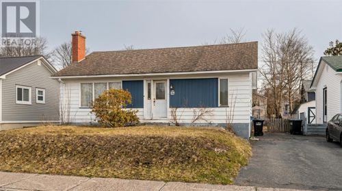 16 Bristol Street, St. John's, NL, A1A2E6 | Card Image