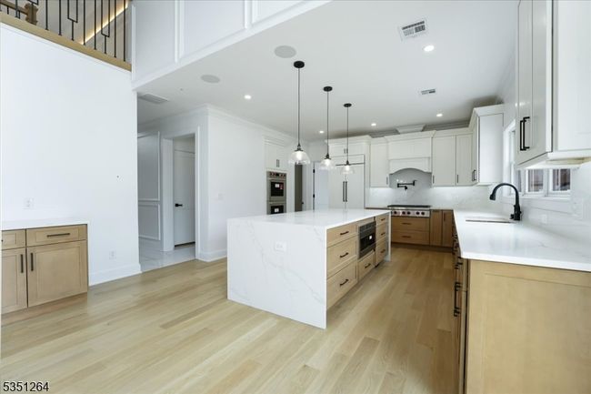 806 Arbor Rd, House other with 6 bedrooms, 5 bathrooms and null parking in Paramus NJ | Image 7