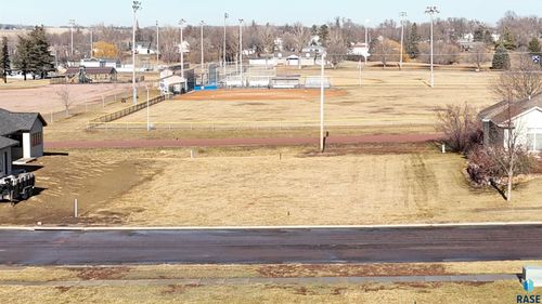 804 Jacob Cir Circle, Garretson, SD, 57030 | Card Image