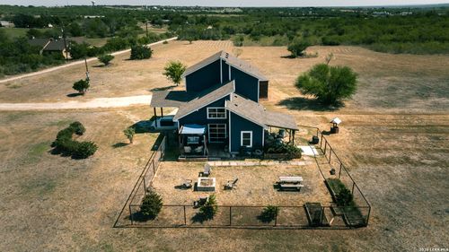 6147 Pfeil Rd, Schertz, TX, 78154-6106 | Card Image