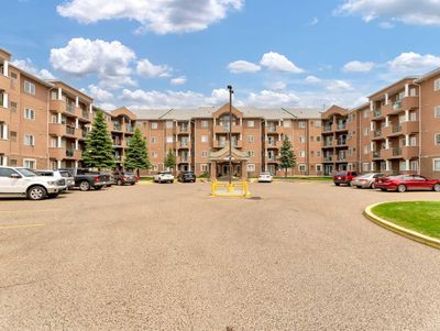 427 - 278 Park Meadows Dr Se, Condo with 2 bedrooms, 2 bathrooms and 1 parking in Medicine Hat AB | Image 3