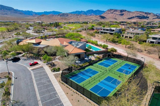 UNIT-1069 - 11280 Granite Ridge Dr, Condo with 4 bedrooms, 5 bathrooms and null parking in Las Vegas NV | Image 83