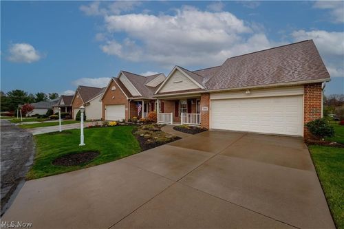786 Beverly Ave, Canal Fulton, OH, 44614-8412 | Card Image