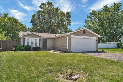 1130 Norwood Ln, Aurora, IL, 60504-5993 | Card Image