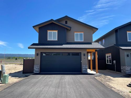 12 N Creek Way, Cascade, ID, 83611 | Card Image