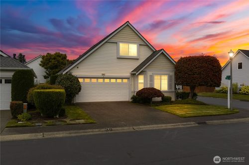 16927 91st Avenue E, Puyallup, WA, 98375 | Card Image
