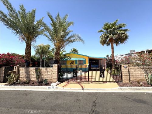 69580 Valley View Dr, Desert Hot Springs, CA, 92241-8279 | Card Image