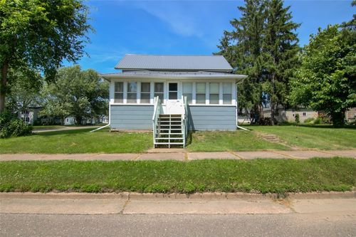 204 W Stanley St, Thorp, WI, 54771-9420 | Card Image