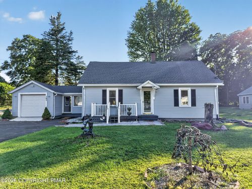 2165 N 5th St, Stroudsburg, PA, 18360-2820 | Card Image