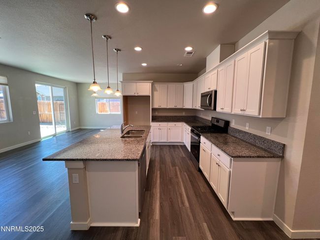 573 Country Hollow Dr, House other with 3 bedrooms, 2 bathrooms and 2 parking in Fernley NV | Image 12