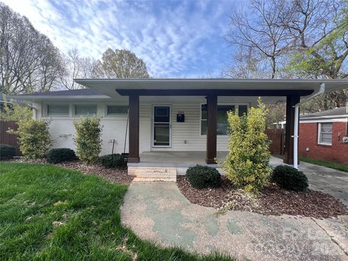 1909 St Luke Street, Charlotte, NC, 28216 | Card Image