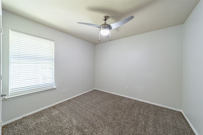4026 Red Rock Dr, House other with 4 bedrooms, 2 bathrooms and null parking in Heartland TX | Image 6