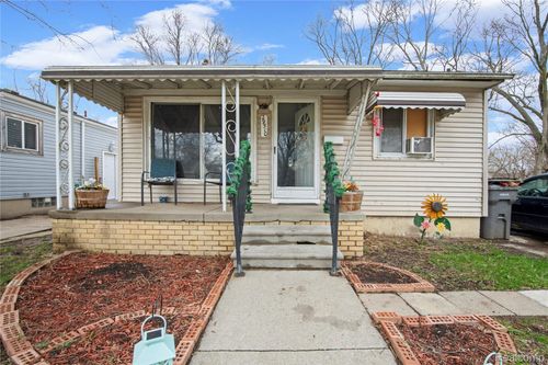 29510 Glenwood St, Inkster, MI, 48141-1534 | Card Image