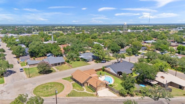 Aerial view of residential area with a pool | Image 37