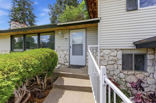 806 S Adams Rd, Spokane Valley, WA, 99037 | Card Image