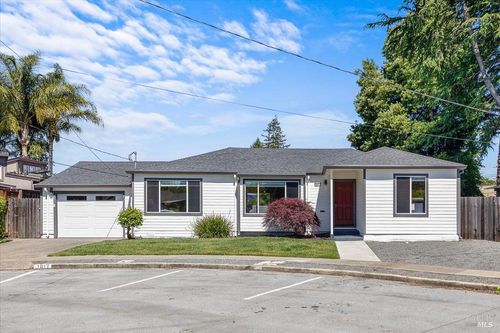 1817 Peoria Court, Santa Rosa, CA, 95405 | Card Image