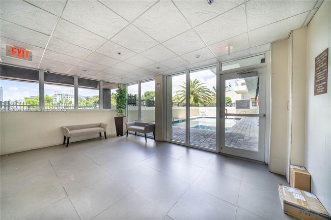 APT-308 - 2600 Collins Ave, Condo with 2 bedrooms, 4 bathrooms and null parking in Miami Beach FL | Image 7