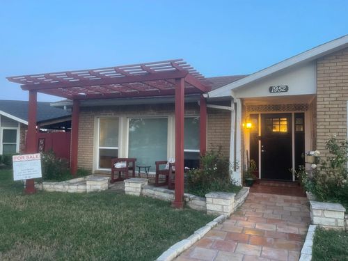 1952 Rambling Ridge Ln, Carrollton, TX, 75007-3154 | Card Image