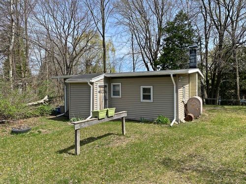 18874 Oxbow Dr, Barryton, MI, 49305-9454 | Card Image