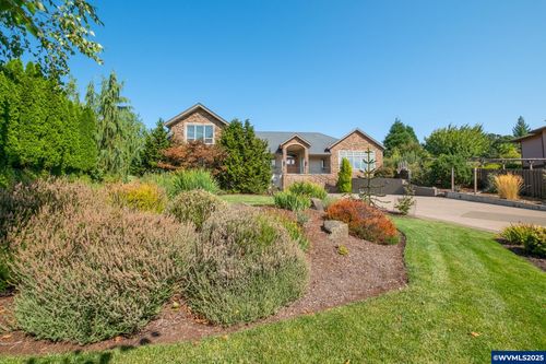 3597 Nw Goldfinch Pl, Corvallis, OR, 97330-3488 | Card Image