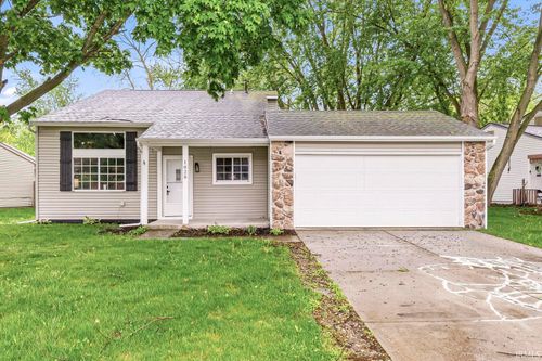 1828 Woodland Dr, Elkhart, IN, 46514-9284 | Card Image