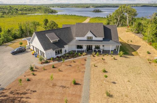 377 Shieling Dr, Marion Bridge, NS, B1K0B2 | Card Image