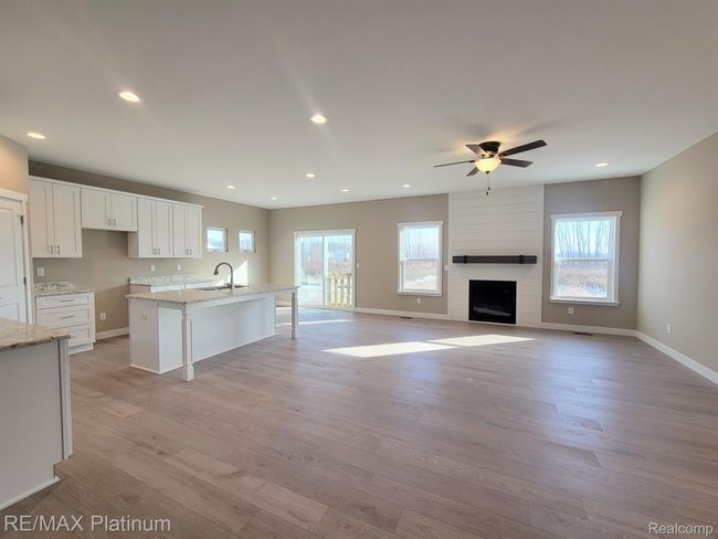 7452 Skylar Ct, House other with 3 bedrooms, 2 bathrooms and null parking in Swartz Creek MI | Image 4