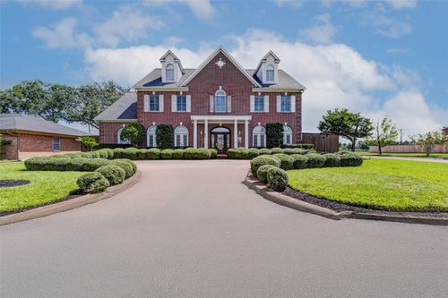 10713 Greenwillow St, Houston, TX, 77035-3807 | Card Image