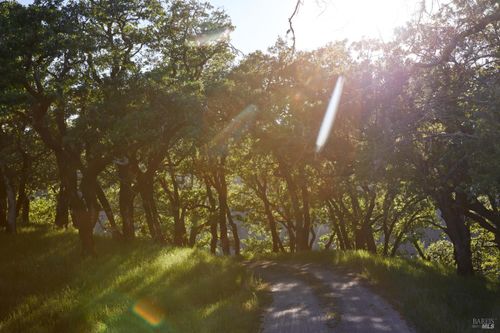 10850 Tomki Rd, Redwood Valley, CA, 95470 | Card Image