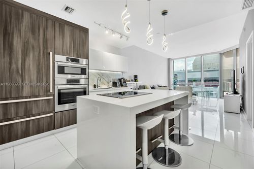 unit-806-851 Ne 1st Ave, Miami, FL, 33132-1836 | Card Image