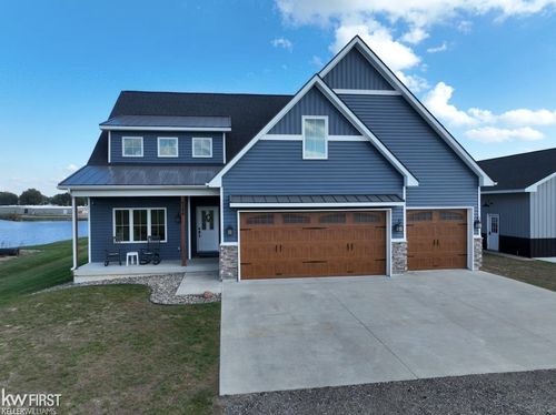 4394 Worvies Way, Columbiaville, MI, 48421-9648 | Card Image