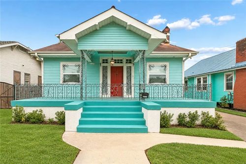 4431 Demontluzin St, New Orleans, LA, 70122-6101 | Card Image
