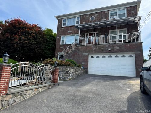 247 Mile Square Rd, Yonkers, NY, 10701-5369 | Card Image
