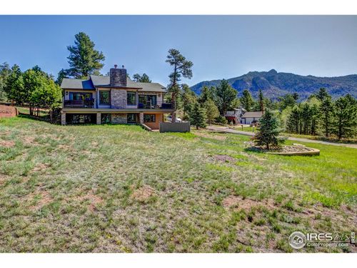 901 Rambling Dr, Estes Park, CO, 80517-7028 | Card Image