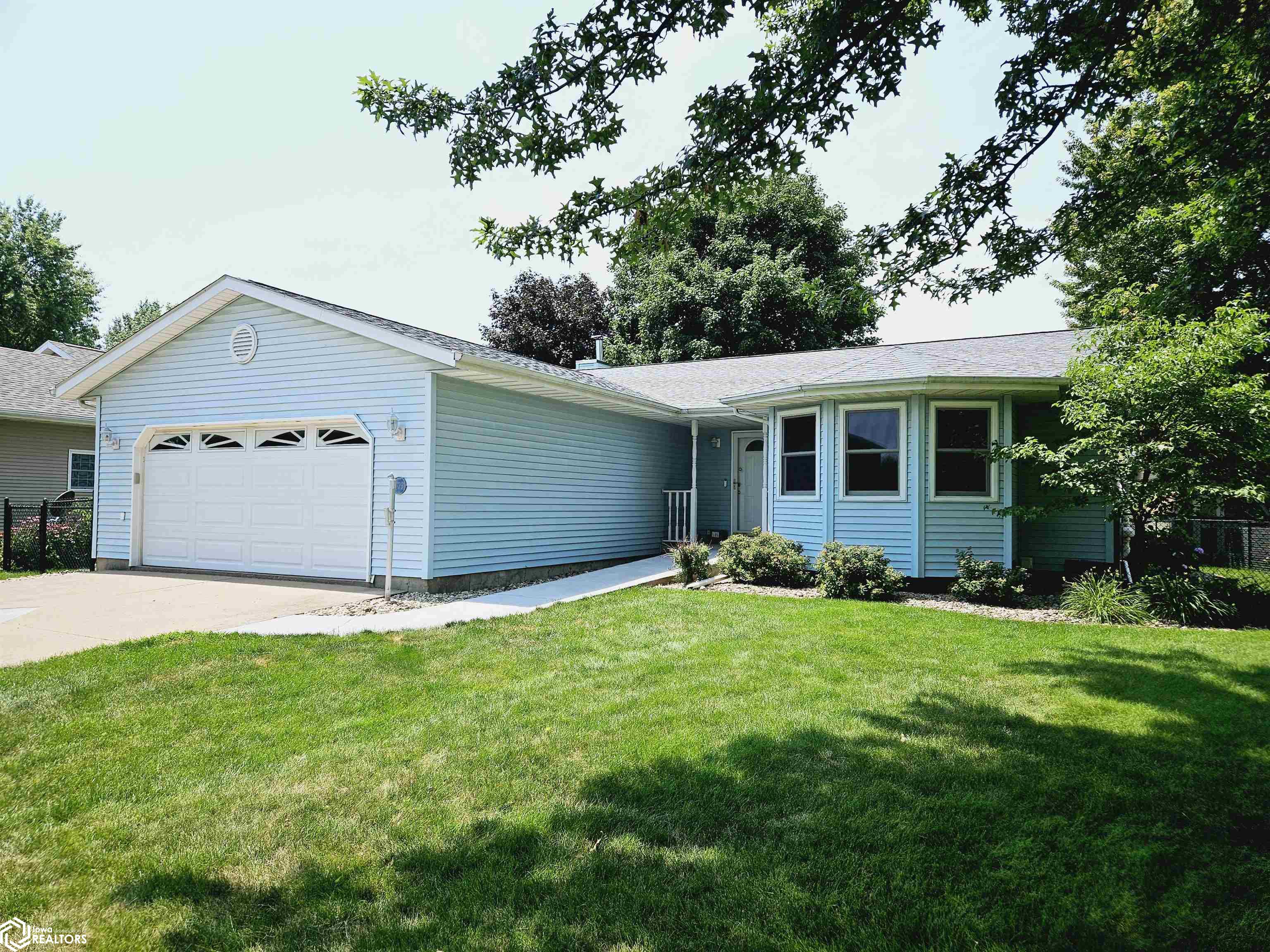 Melville Ave, West Burlington, IA 52655